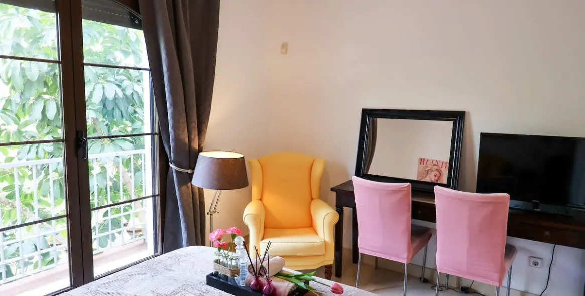 Sale of middle floor apartment in Los Arqueros 11