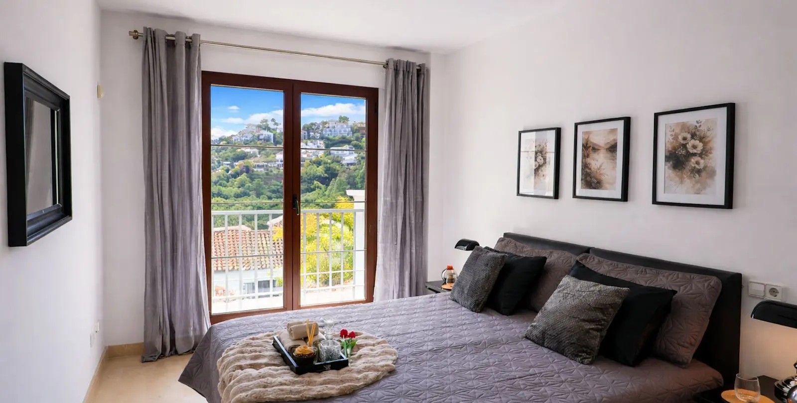 Sale of middle floor apartment in Los Arqueros 9
