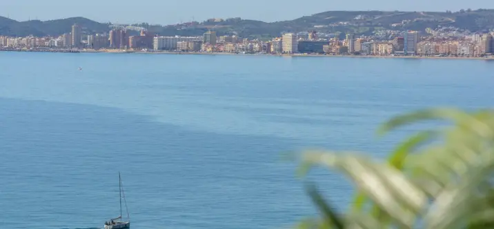 Venta de ático en Torrequebrada 4