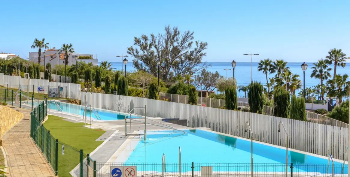 Sale of penthouse in Torrequebrada 7