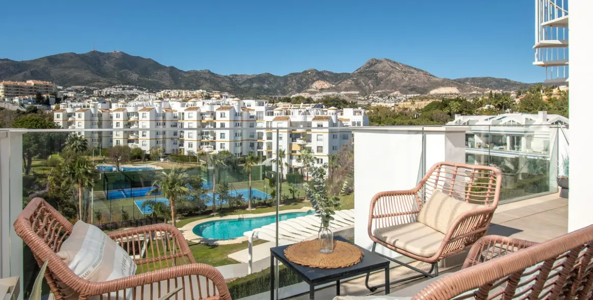 Sale of penthouse in Torrequebrada 10