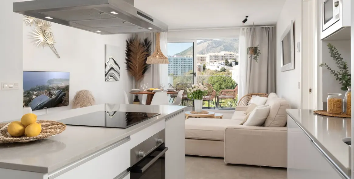 Sale of penthouse in Torrequebrada 13