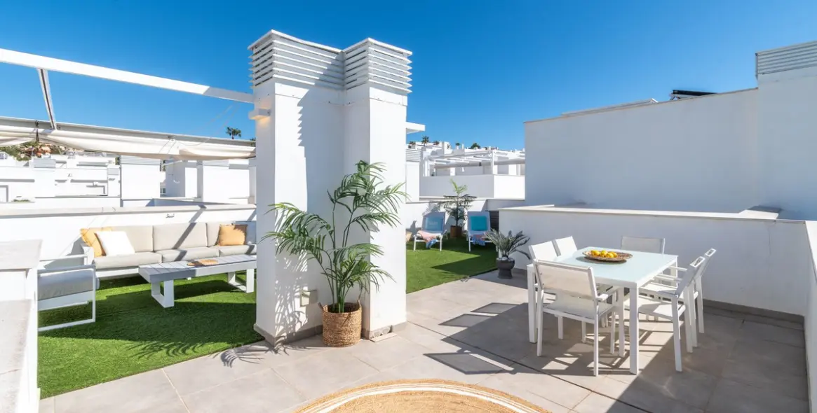 Sale of penthouse in Torrequebrada 31