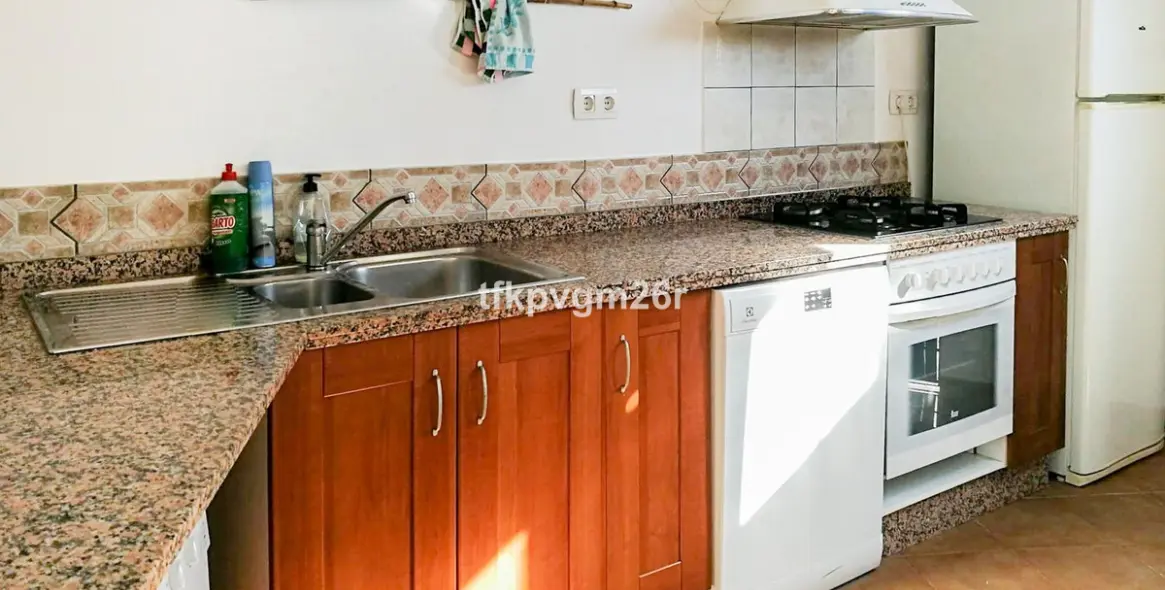 Sale of detached villa in Estepona 52