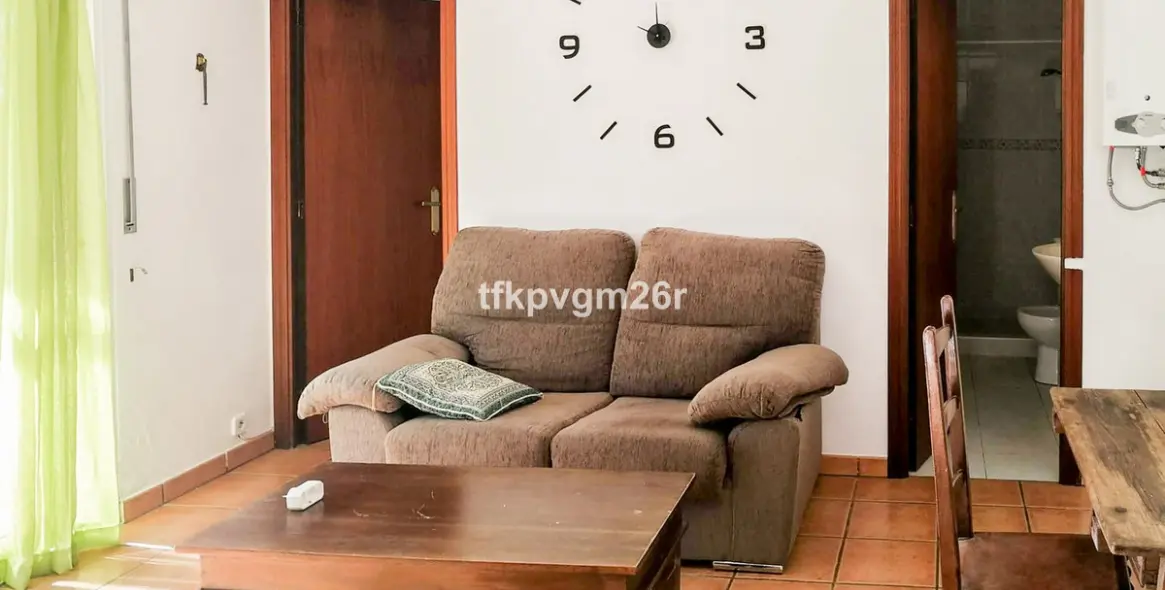 Sale of detached villa in Estepona 54