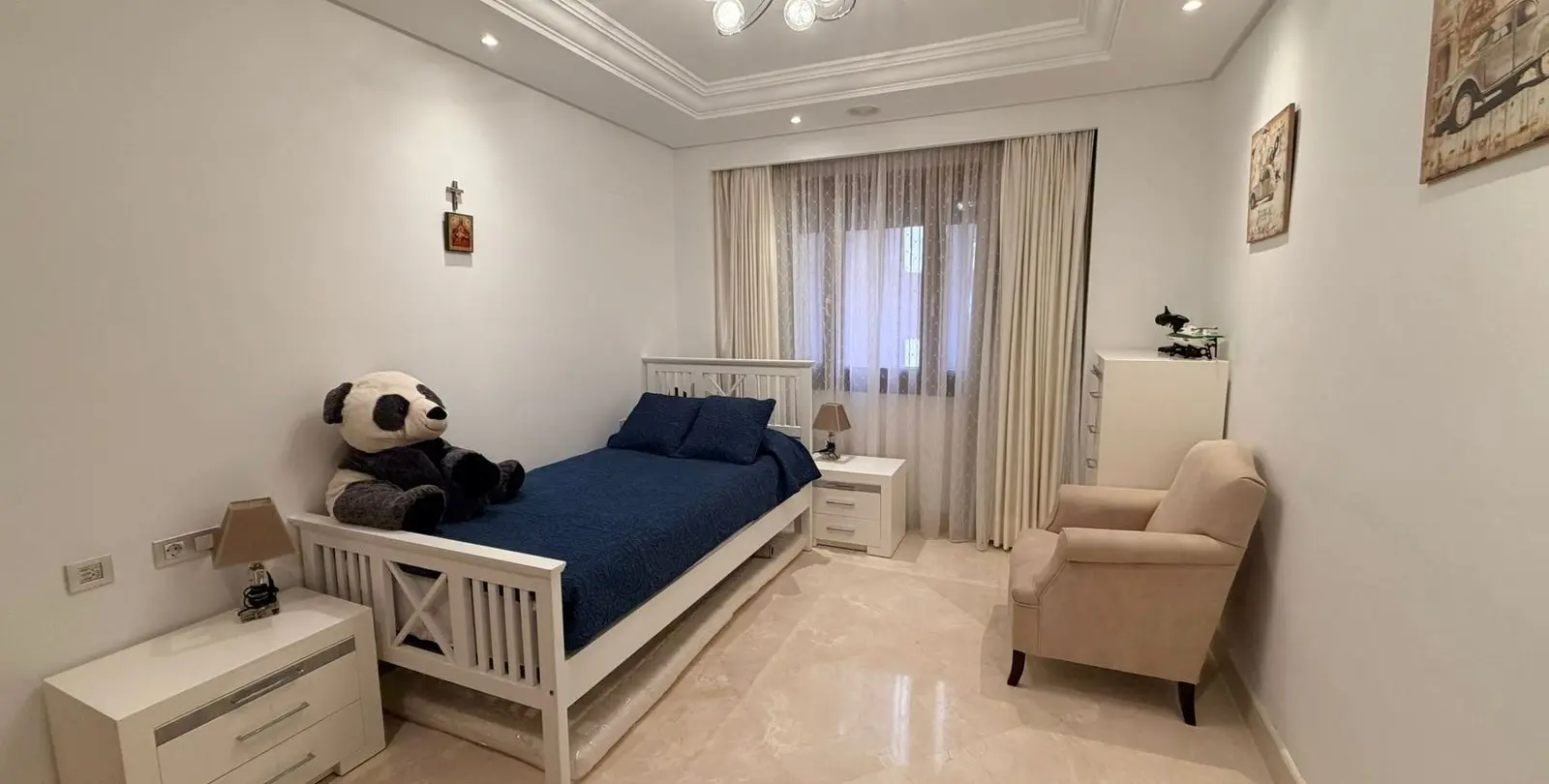 Sale of middle floor apartment in New Golden Mile 15