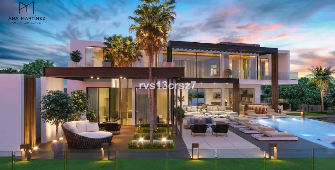 Sale of detached villa in Elviria 2