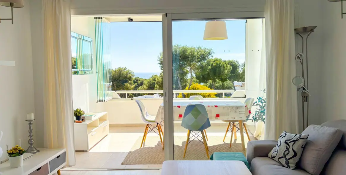 Продажа апартаментов на среднем этаже в Miraflores 5