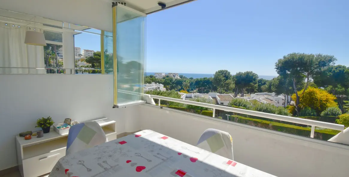 Продажа апартаментов на среднем этаже в Miraflores 8