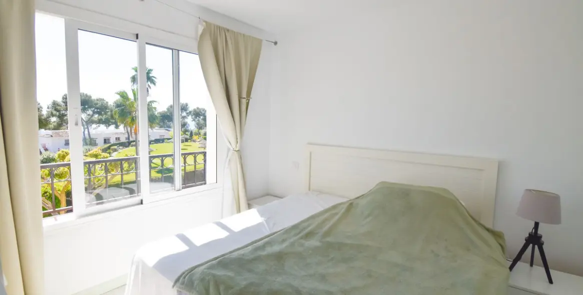 Продажа апартаментов на среднем этаже в Miraflores 11