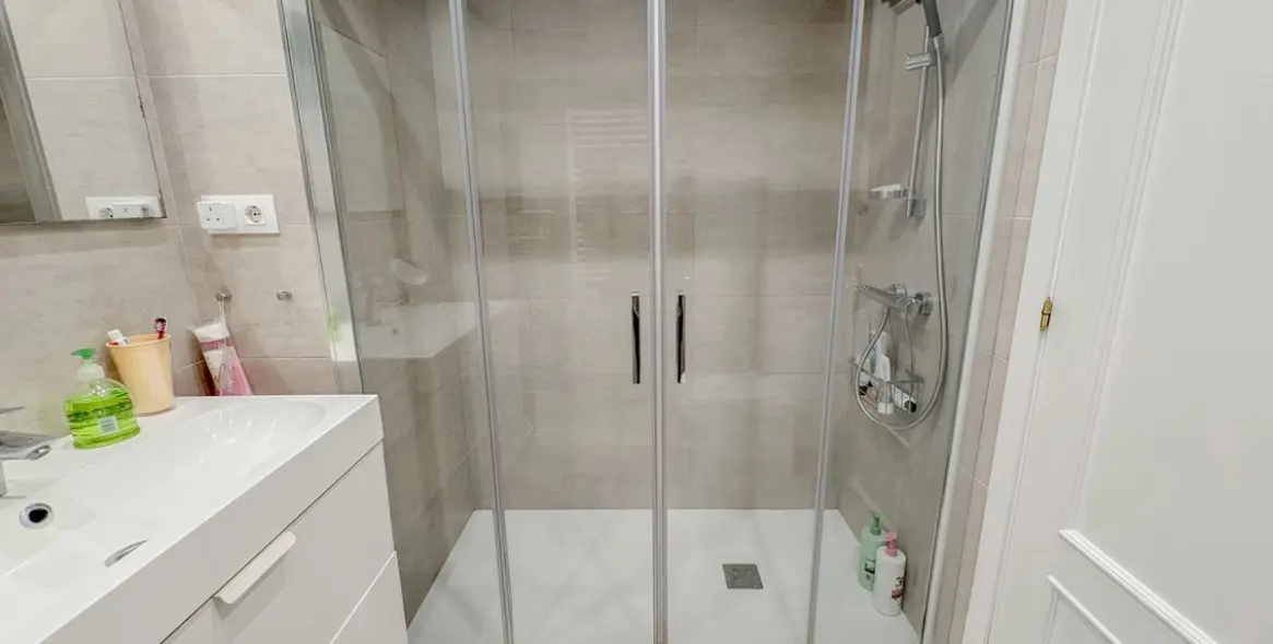 Продажа апартаментов на среднем этаже в Miraflores 13