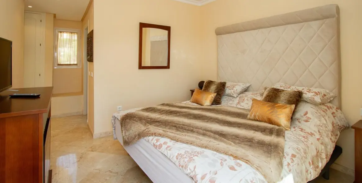 Venta de ático en La Mairena 9