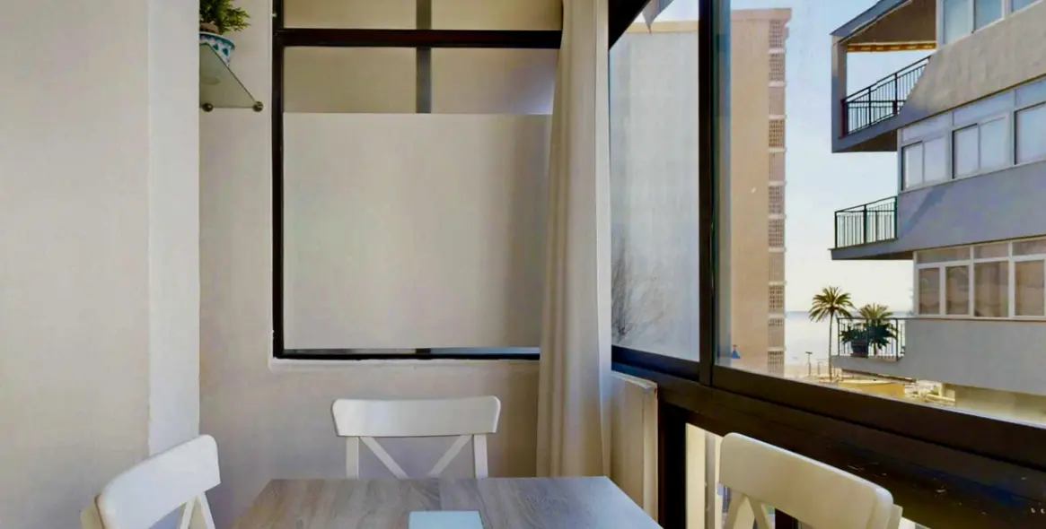 Sale of middle floor apartment in Fuengirola 5