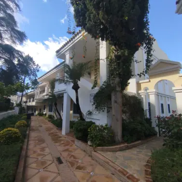 Venta de apartamento en planta baja en Aloha
