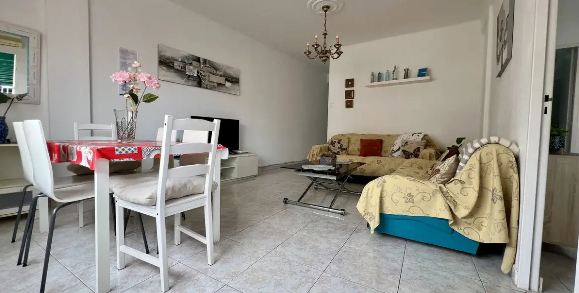 Продажа апартаментов на среднем этаже в Málaga 11
