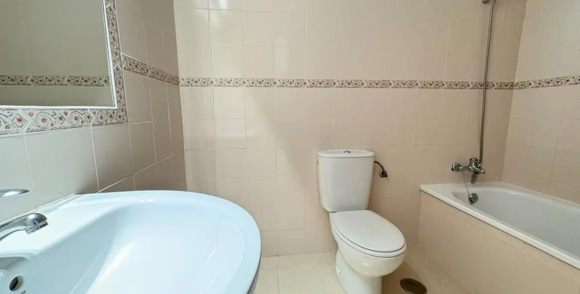 Sale of townhouse in Estepona 11