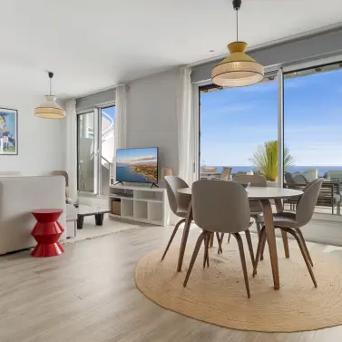 Sale of penthouse in Cancelada