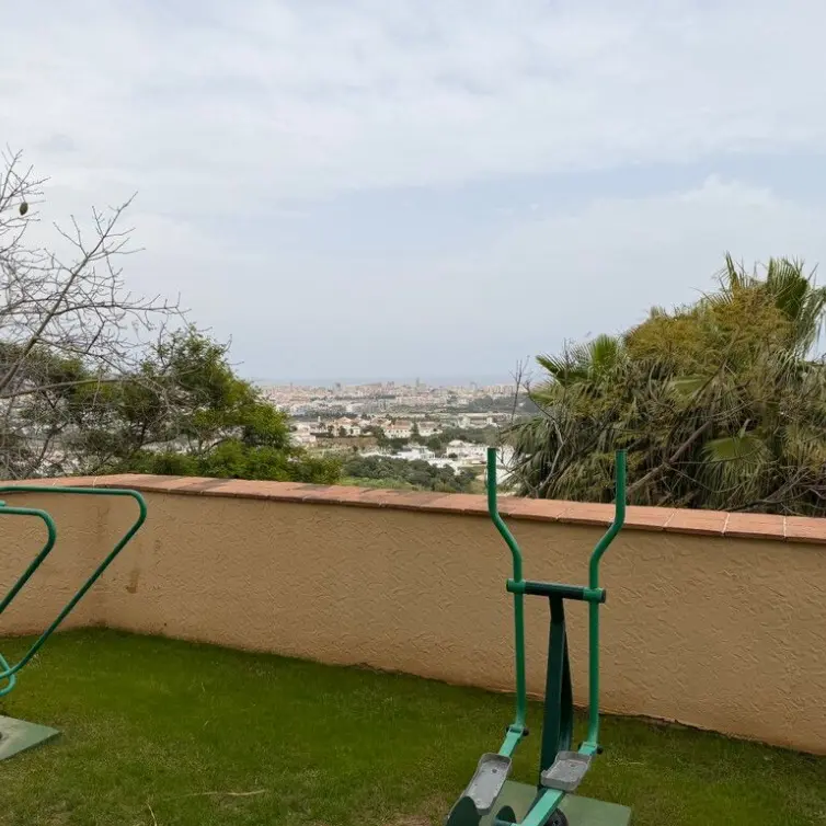 Sale of middle floor apartment in Mijas Costa
