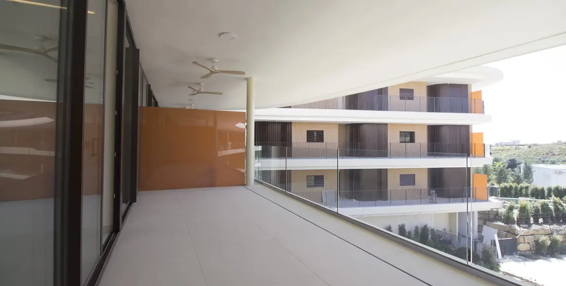 Sale of middle floor apartment in Fuengirola 20