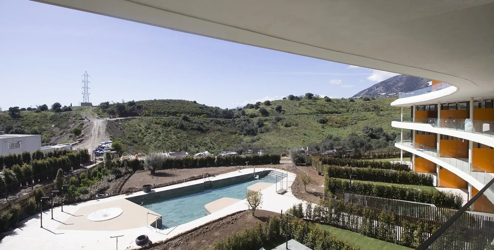 Sale of middle floor apartment in Fuengirola 6