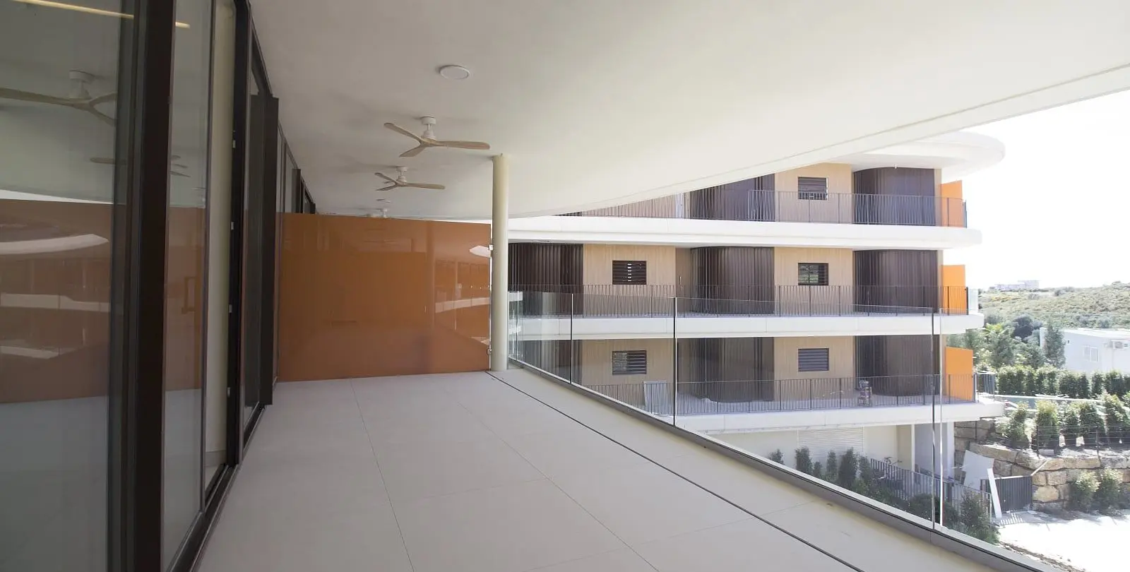 Sale of middle floor apartment in Fuengirola 20