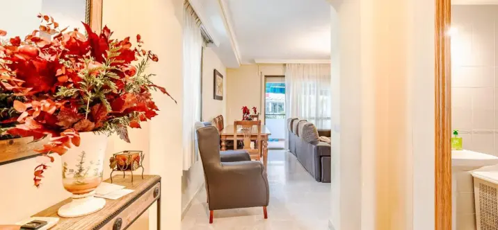 Продажа дома на две семьи в Estepona 3