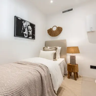 Продажа апартаментов на среднем этаже в Marbella