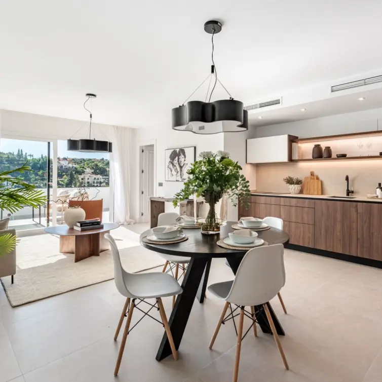Venta de apartamento en planta media en La Quinta