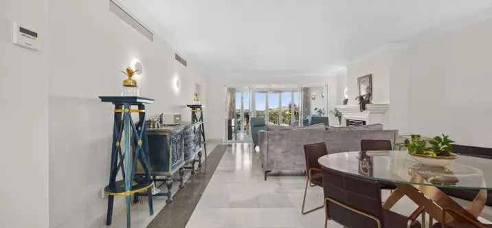 Продажа апартаментов на первом этаже в Monte Halcones 4