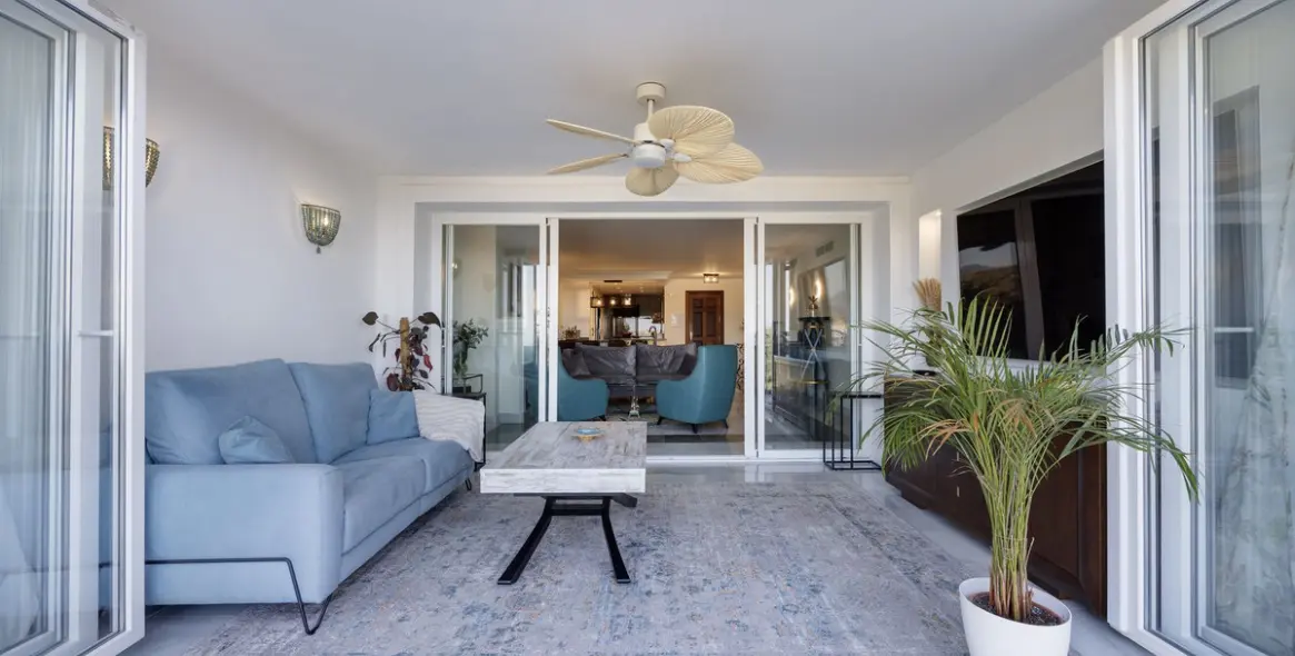 Продажа апартаментов на первом этаже в Monte Halcones 12