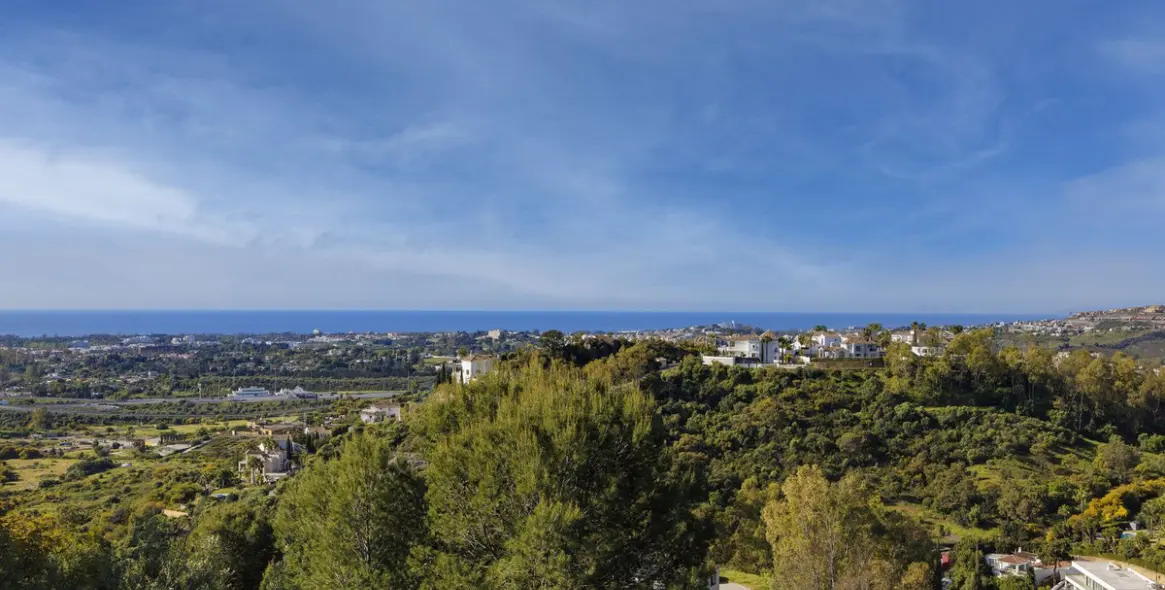 Продажа апартаментов на первом этаже в Monte Halcones 24