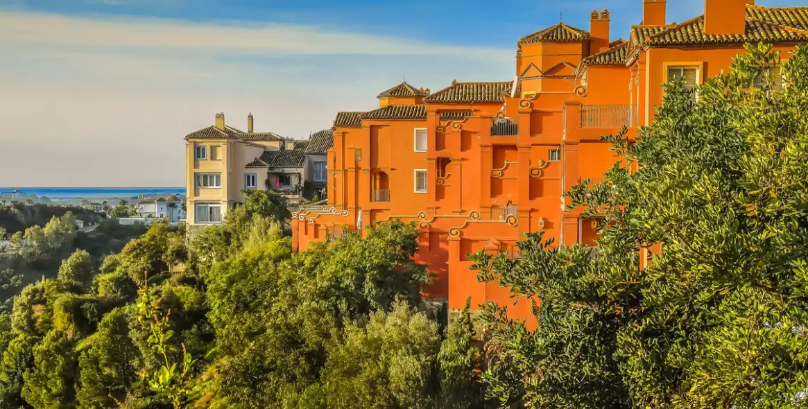 Продажа апартаментов на первом этаже в Monte Halcones 25