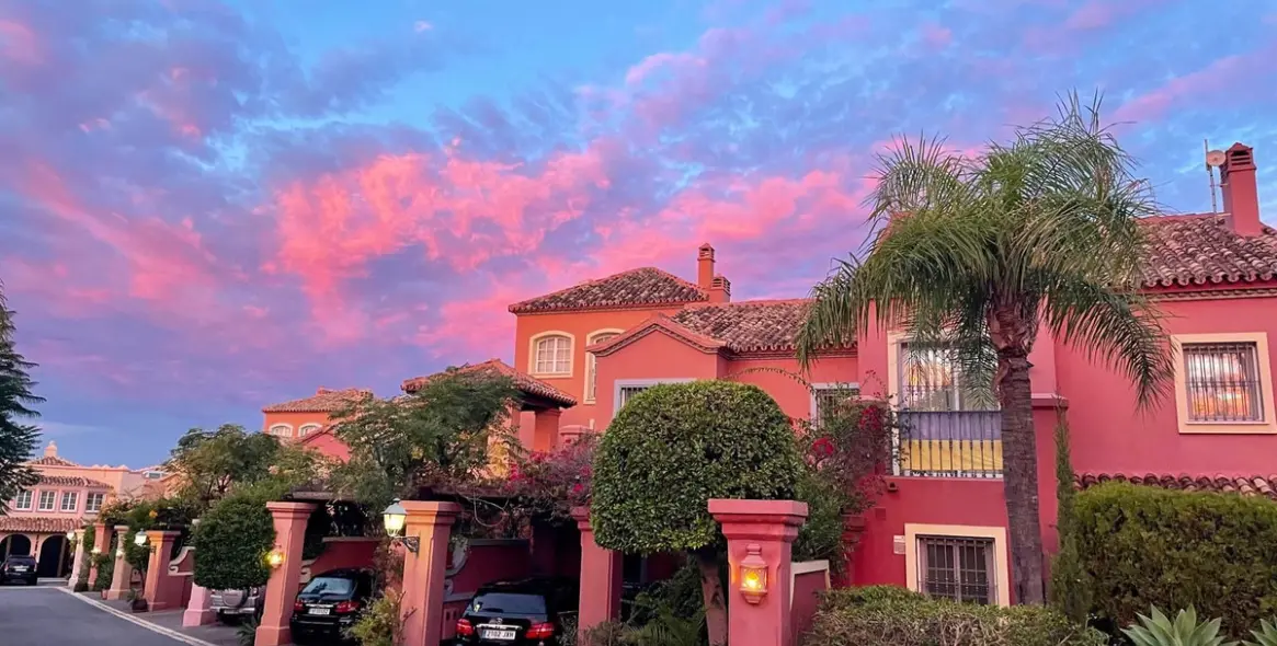 Продажа апартаментов на первом этаже в Monte Halcones 30