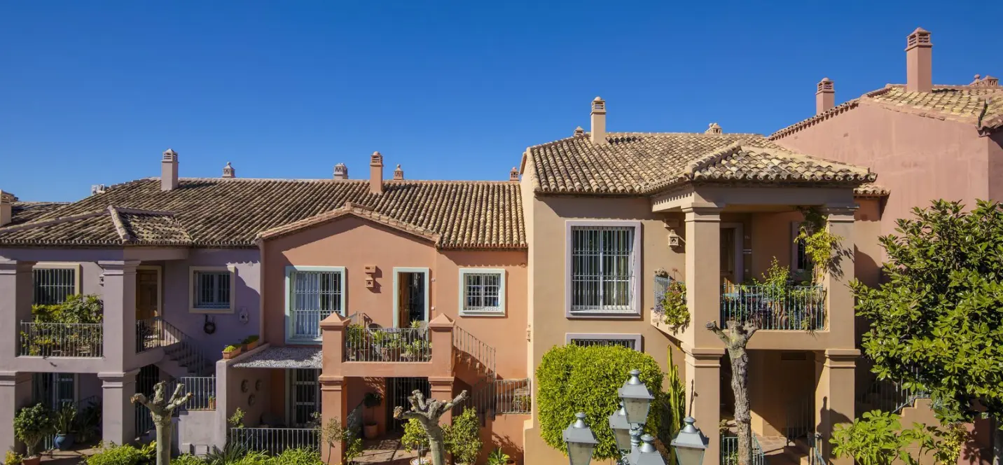 Sale of ground floor apartment in Monte Halcones 0