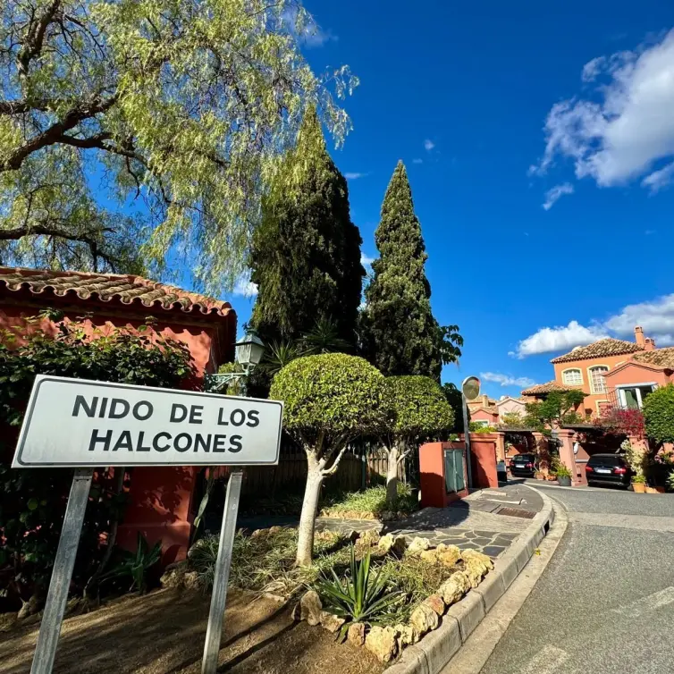 Sale of ground floor apartment in Monte Halcones