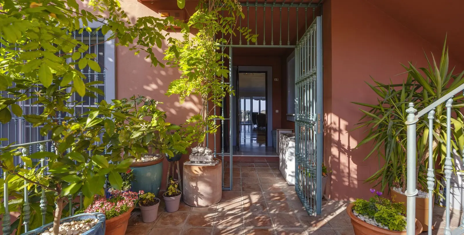 Venta de apartamento en planta baja en Monte Halcones 5