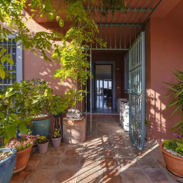 Sale of ground floor apartment in Monte Halcones
