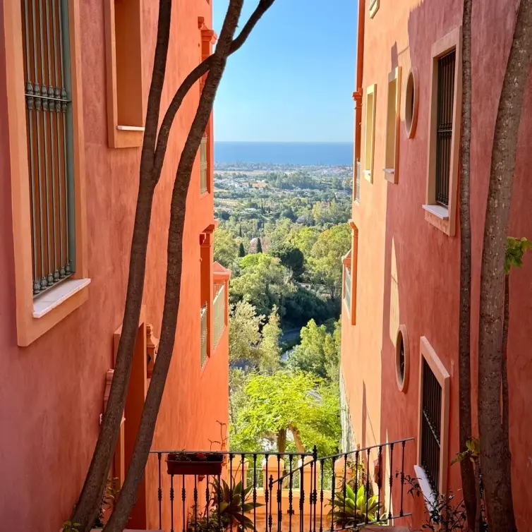 Sale of ground floor apartment in Monte Halcones