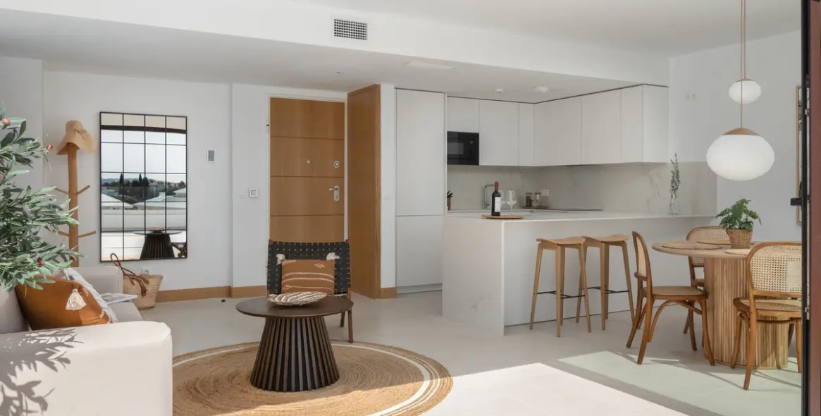 Sale of penthouse in Higueron 4