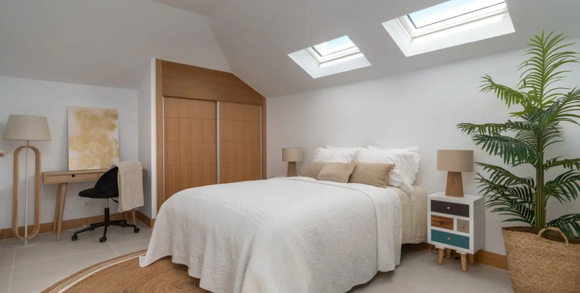 Sale of penthouse in Higueron 9