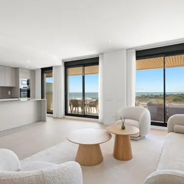 Sale of middle floor apartment in Selwo