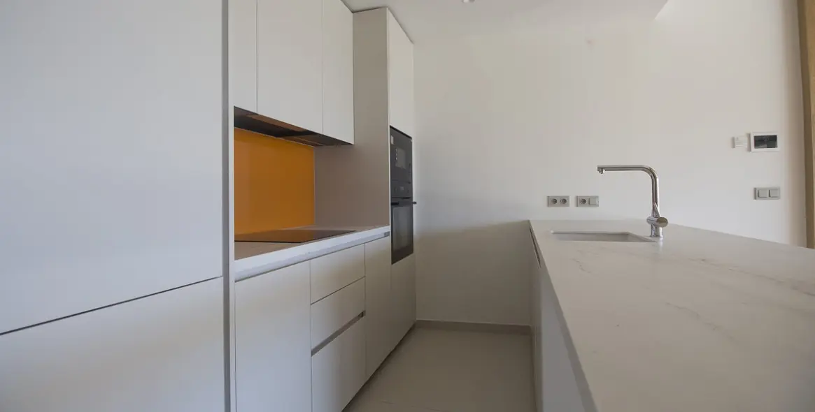 Продажа апартаментов на среднем этаже в Fuengirola 10