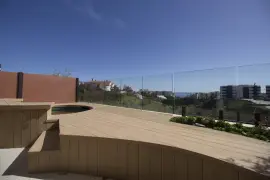Image 4 thumb