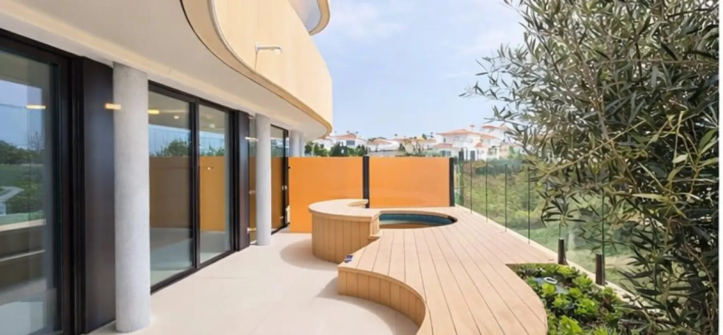 Продажа апартаментов на среднем этаже в Fuengirola 1