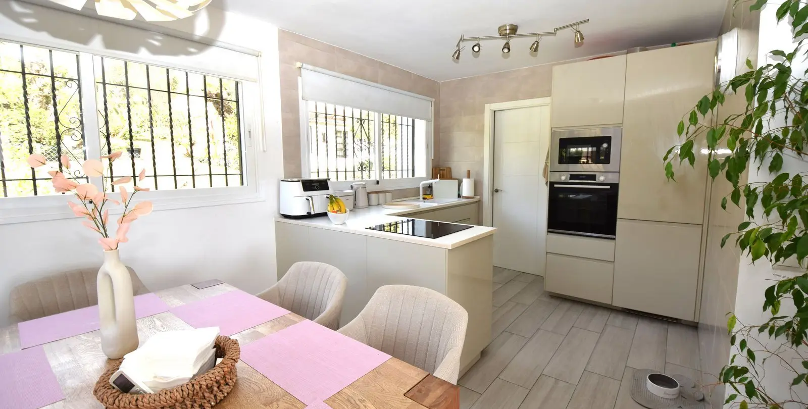 Venta de villa independiente en La Cala de Mijas 12