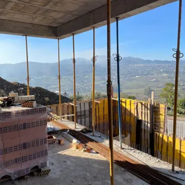 Sale of detached villa in Coín