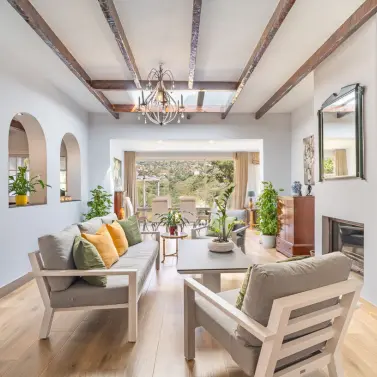 Продажа  отдельно стоящей виллы в Mijas