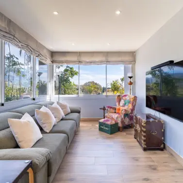 Продажа  отдельно стоящей виллы в Mijas