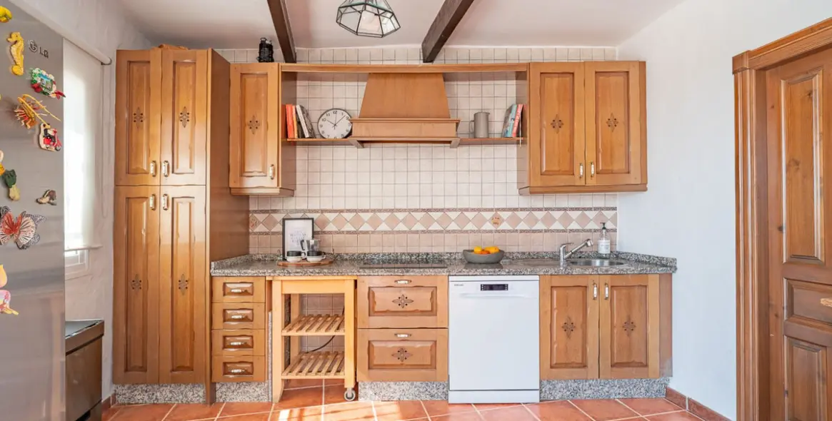 Продажа  отдельно стоящей виллы в Mijas 23