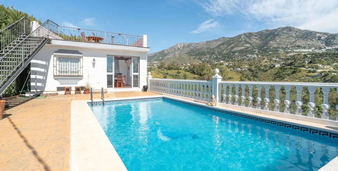 Продажа  отдельно стоящей виллы в Mijas 27